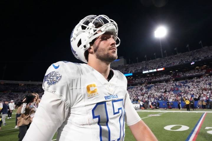 Bills reminded of what they’re missing after Stefon Diggs’ return to Buffalo sparks Patriots’ win