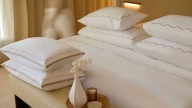 Dormitorio de otoño sin clichés: calma real con cuatro gestos que sí funcionan