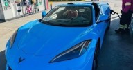 Llega al país el Corvette de Sylvester Stallone mientras que “Rocky, el musical” arrasa en Buenos Aires