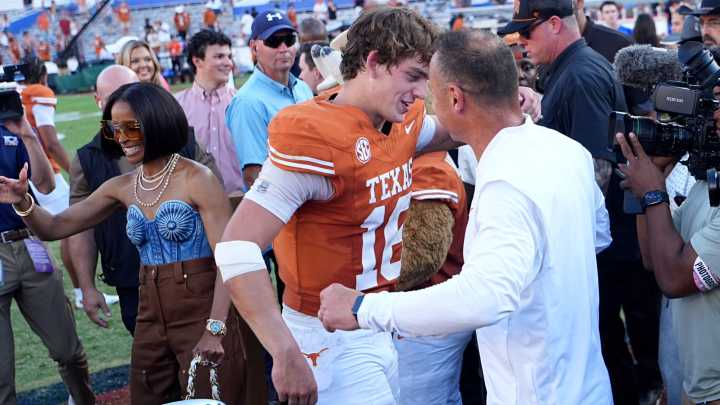 Red River Rivalry stats: How did John Mateer, Arch Manning do?