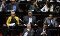 La oposición no pudo sancionar el freno a los DNU y el Gobierno gana tiempo