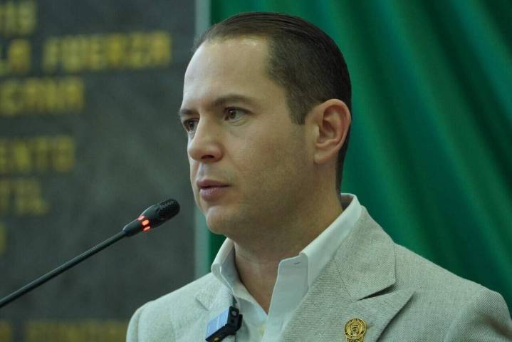 Propone Villalobos reforma para frenar la discriminación en el acceso al empleo