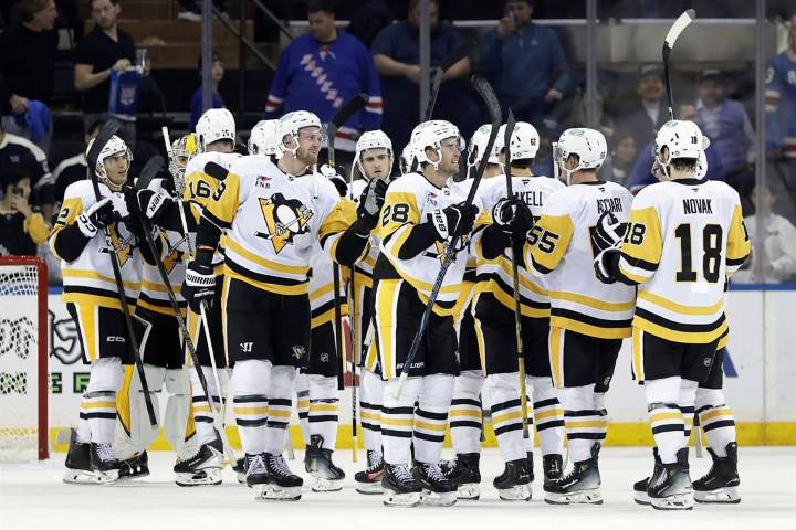 Penguins beat Mike Sullivan's Rangers 3-0 in coach Dan Muse's debut
