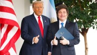 "Argentina está luchando por su vida... se están muriendo": Las duras palabras con las que Trump justificó ayuda económica a Milei
