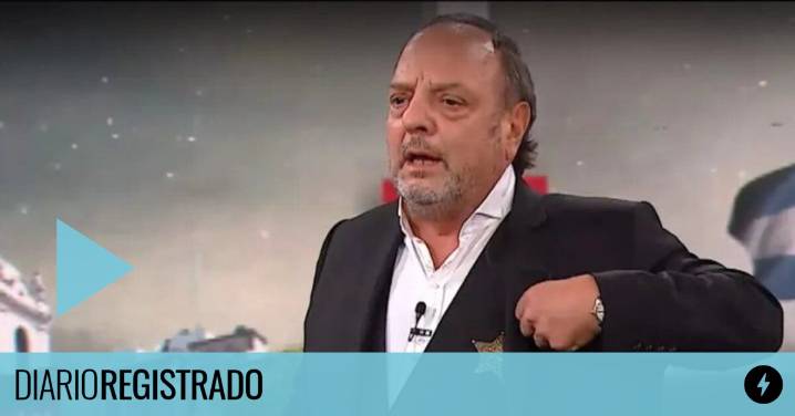 Baby Etchecopar reveló un chimento del despacho de Milei y comparó a Karina con López Rega