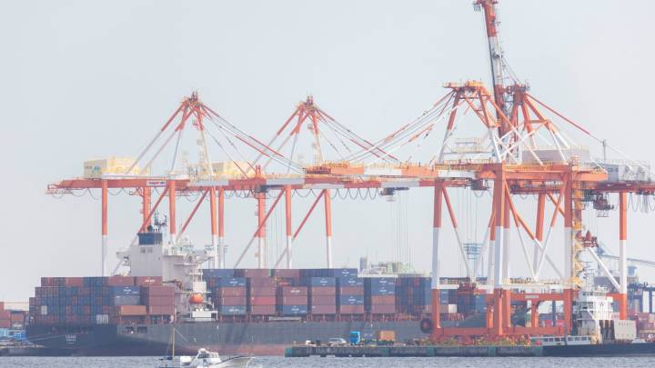 Japan September exports rebound, after four straight months of declines
