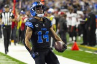 Deadspin | Jahmyr Gibbs tops 200 total yards as Lions club Buccaneers