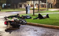 Tres menores robaron una moto de un edificio en La Plata y chocaron en la fuga: terminaron en el hospital
