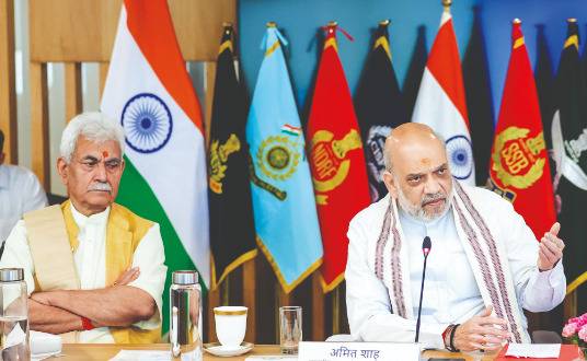 Terrorists may exploit snowfall to infiltrate, HM cautions officials