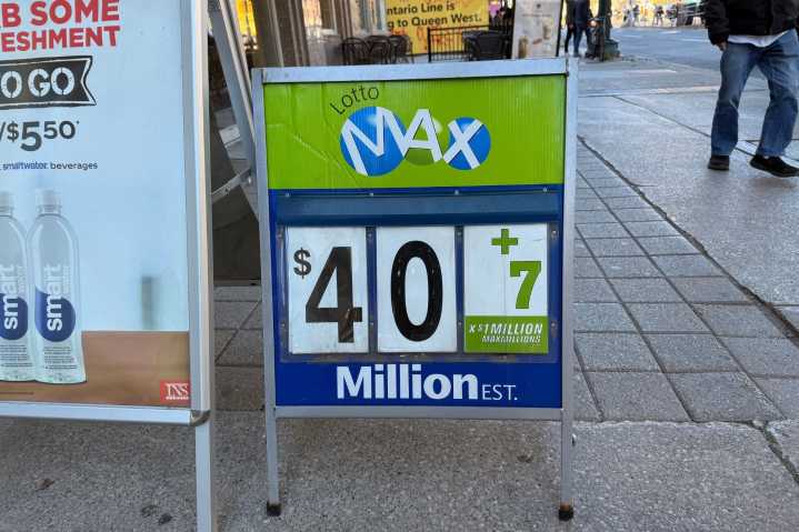 Canadian scores $40 million Lotto Max jackpot