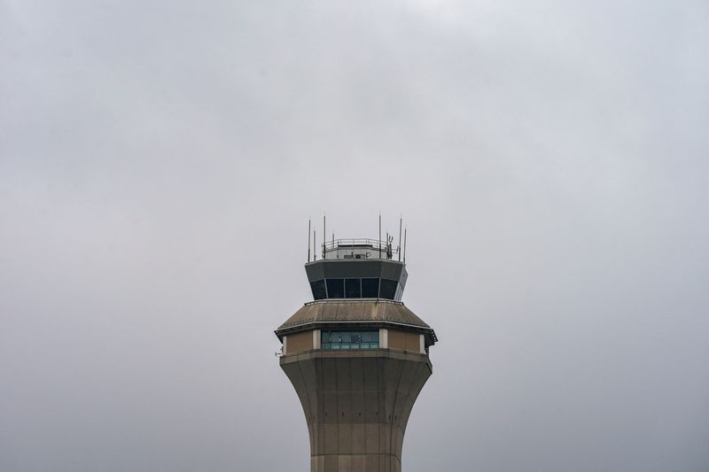 More than 1,400 flights delayed as government shutdown hits Day 27