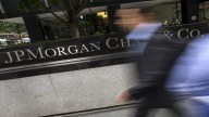 Los pronósticos del JP Morgan para el dólar y el riesgo país luego del triunfo electoral del Gobierno