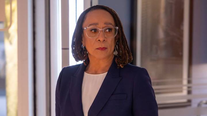 Chicago Med Is Hyping New Romance Between Characters, But I Can't Wait For S. Epatha Merkerson's Performance After Goodwin's Latest Tragedy