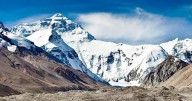 Blizzard Strands Nearly 1,000 on Tibetan Side of Mount Everest, Rescue Operations Underway; Sources Says