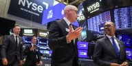 Fewer earnings reports, more regret: The high cost of going quiet