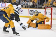 Deadspin | Dylan Guenther's OT goal completes Mammoth's comeback win over Predators