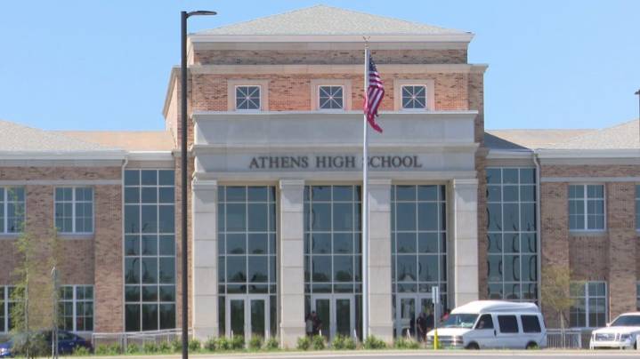 Athens High honoring 1975 State Championship football team, receiving grant founding from T