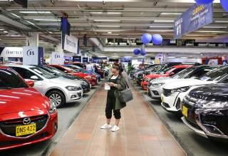 Investigan irregularidades en traspaso de vehículos en Bogotá