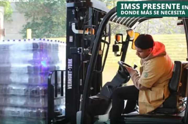 Donar ayuda a damnificados exhorta el IMSS