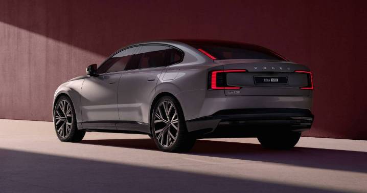 Volvo calls the end of the SUV craze