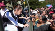 Sheinbaum visita Querétaro; damnificados piden apoyo