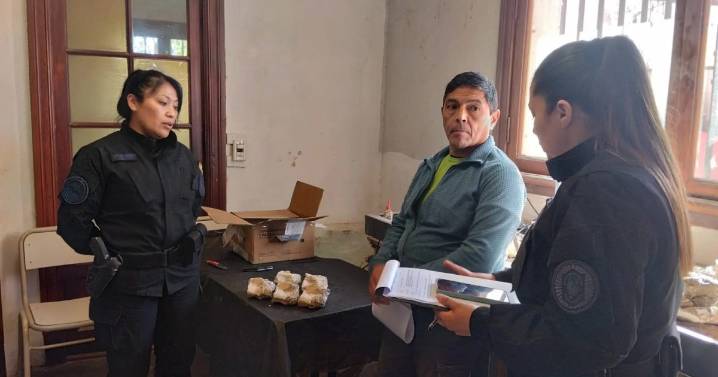 Recuperaron en Cinco Saltos restos fósiles que se ofrecían ilegalmente en redes sociales