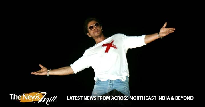 Shah Rukh Khan to greet fans from Mannat balcony on birthday? Actor drops a tease