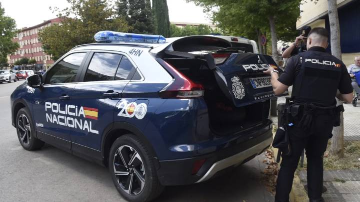 Detienen a una pareja con 45 arrestos anteriores tras robar dos coches en Huesca