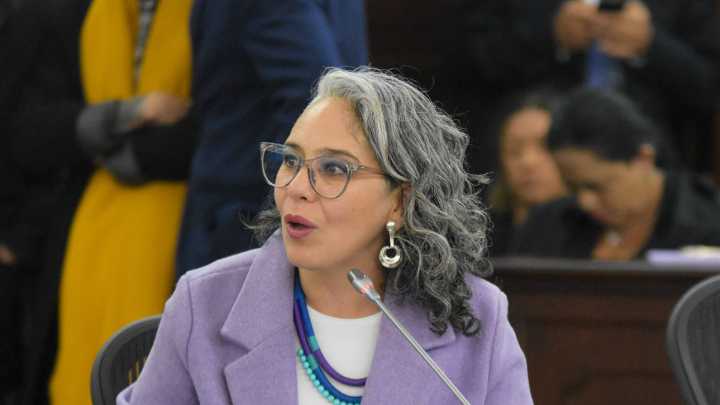 María José Pizarro: 'Rechazo cualquier acción violenta', tras fotos de líderes de tomas en Bogotá con congresistas