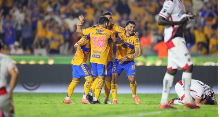 Guido Pizarro mueve sus piezas para el Clásico Regio