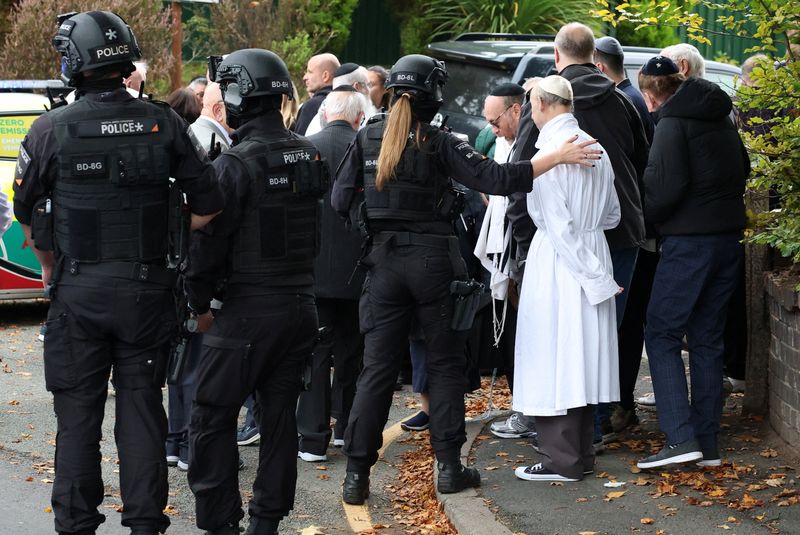 Factbox-Antisemitic and anti-Israeli attacks around the world since October 7, 2023