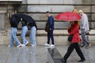Un frente frío provocará hoy lluvias y un descenso de las temperaturas en toda la Península