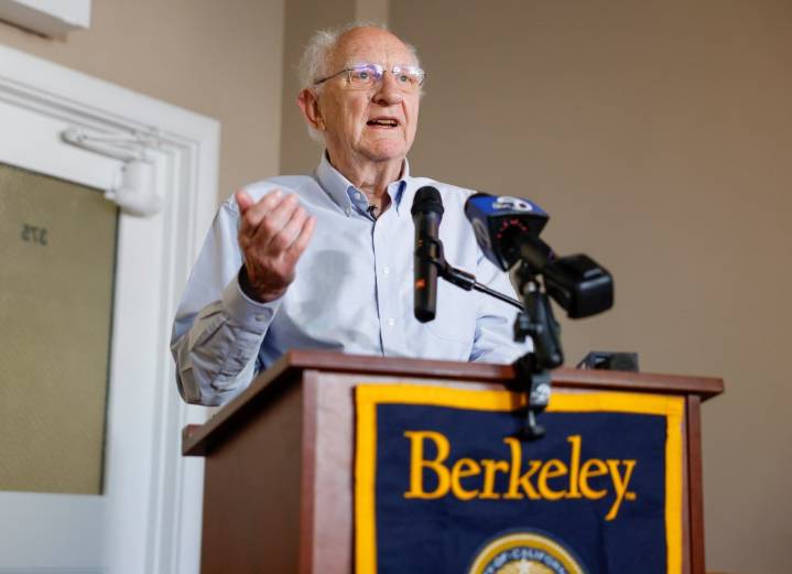 UC Berkeley’s John Clarke wins Nobel Prize for discovery that led to iPhone, quantum computers