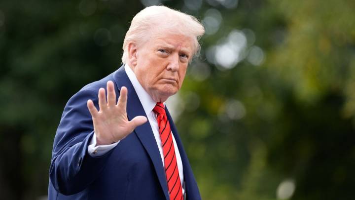 Florida judge temporarily blocks transfer of downtown Miami land for Trump’s presidential library