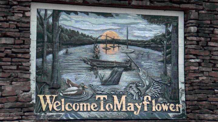 Mayflower mayor announces resignation