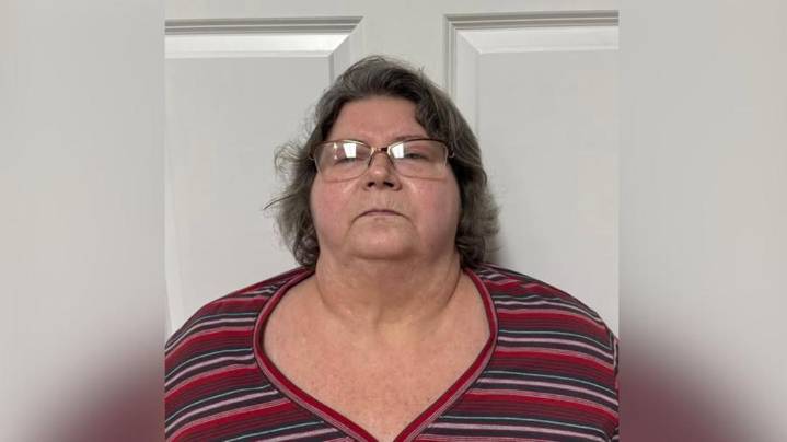 East Texas woman accused of punching, kicking officer during conversation