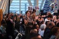 Emoción, reproches y memoria: así ha sido el homenaje a las 237 víctimas de la DANA un año después