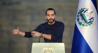 Gobierno de Bukele prohíbe lenguaje inclusivo en centros educativos en El Salvador