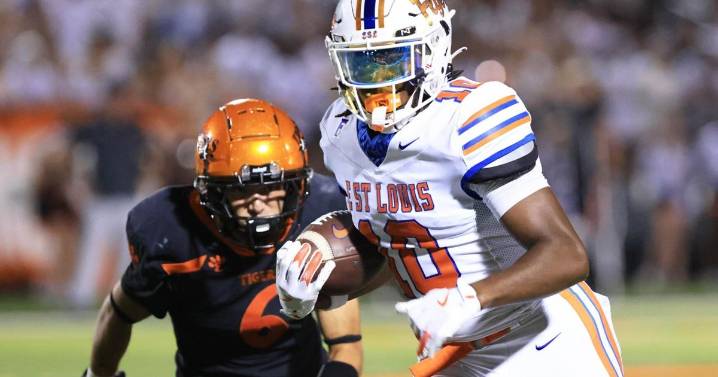 High school football: Week 6 area scores, leaders and highlights