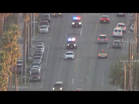 FULL CHASE: Armed carjacking suspects lead police on dangerous high