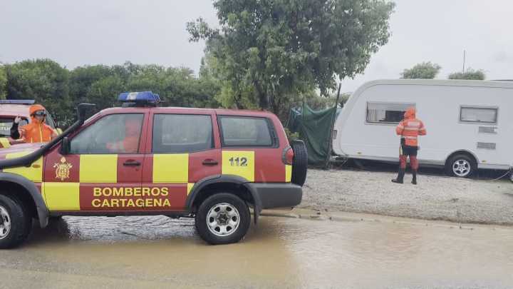 Desaloxos no Campo de Cartaxena por mor das fortes chuvias da dina Alice