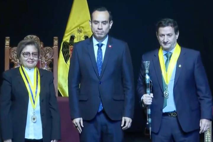 Renzo Reggiardo juró como alcalde de Lima: "sin seguridad no hay desarrollo ni futuro"