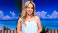 Adamari López muestra con orgullo las cicatrices de su lucha contra el cáncer de mama