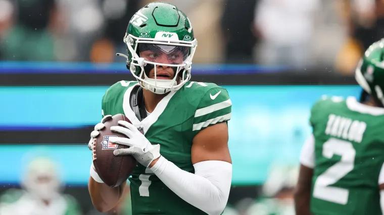 Justin Fields claps back at Jets owner Woody Johnson after this weeks comments