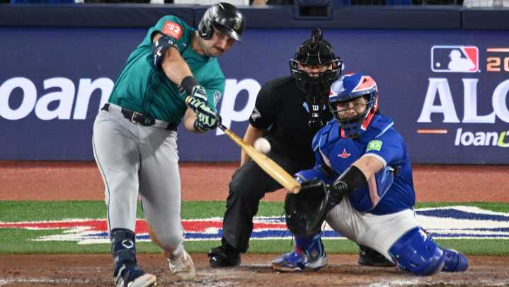 Blue Jays at Mariners odds, picks and predictions
