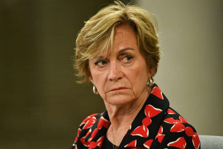 Más de 100 adherentes de izquierda y de centro firman carta respaldando a Matthei: "No es un cheque en blanco"