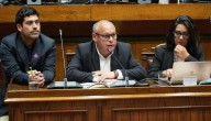 Gobernador Mundaca critica recorte en Presupuesto 2026: "No da cuenta de las necesidades de la región de Valparaíso"