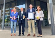 Lidl Canarias transforma los residuos plásticos de sus tiendas en bolsas de basura recicladas