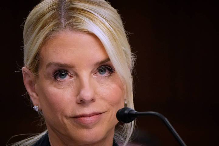 Pam Bondi dodges questions about weaponizing Justice Department to punish Trump opponents
