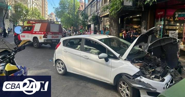 Tras resultar herida en choque múltiple, piden ayuda para su hijo discapacitado